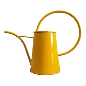 Arrosoir en métal design, outil de jardinage durable pour fleurs et plantes, intérieur et extérieur - Product Image 4