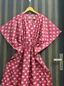 Robe longue caftan en coton à imprimé tropical pour femme, col en V, manches chauve-souris, style bohème, pour la plage, ample, estivale, quotidienne, lavable, écologique - Product Image 1