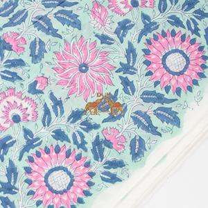 Tela de Algodón Puro Indio con Estampado de Girasoles, Diseño Floral Impreso a Mano, Tela Verde con Estampado de Girasoles para Ropa - Product Image 6
