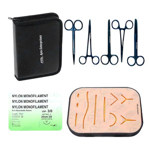 Kit de Sutura Quirúrgica Más Vendido, Set Completo de Práctica con Estuche Grande de Cuero Resistente e Instrumentos Médicos Completos - Product Image 1