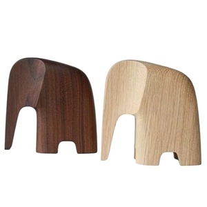 Escultura de elefante de madera estudio Kowalewski estatuilla nórdica minimalista Animal moderno coleccionable decoración escandinava - Product Image 1