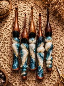 Crochets en bois de résine époxy avec poignée conçue pour un glissement facile du fil et une finition lisse pour le crochet manuel - Product Image 6