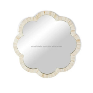 Proveedor indio Espejo con incrustaciones de hueso indio tradicional Colgante de pared único Acento cultural Interior disponible para la venta - Product Image 4