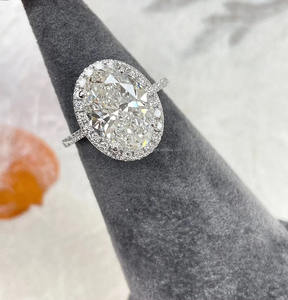 Bague de fiançailles, d'anniversaire ou de mariage en argent sterling 925 avec halo de moissanite taille ovale 3 CT, minimaliste, diamant simulé, cadeau pour femme - Product Image 4