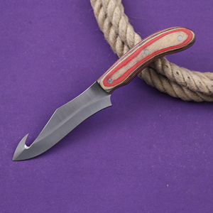 Cuchillo Nórdico de Acero Inoxidable de Grado Industrial con Gancho para Deshuesar, Hoja Fija para Caza, Desollado y Camping, Mango de Madera Pakka, Espiga Completa - Product Image 3