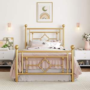 Cadre de lit indien en laiton fait main avec une finition riche, un support robuste et un style de décoration de chambre inspiré du patrimoine - Product Image 1