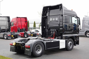 Camion benne diesel MAN TGX 18.460 4X2, XLX automatique, avec retardateur, EURO6 HYDRO 500HP, 299 000 km, transmission manuelle, modèle 2017 d'occasion - Product Image 6