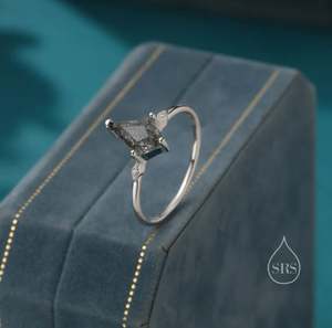 Anillo de compromiso clásico de plata de ley con cuarzo rutilado de 1 quilate, corte rombo, forma de cometa, con una sola piedra - Product Image 1