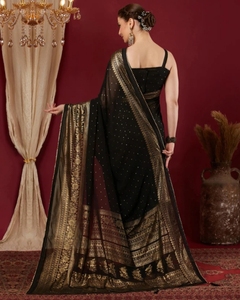 Sari de Rayón Georgette Estampado KV con Adornos para Fiesta, de Secado Rápido y Sin Arrugas - Product Image 4