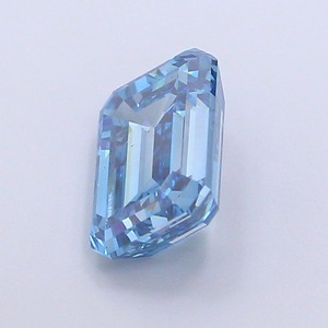 Bague de fiançailles de luxe avec pierre centrale en diamant CVD de laboratoire, taille émeraude, bleu vif fantaisie, 3,06 carats, clarté VS2, polissage excellent - Product Image 3