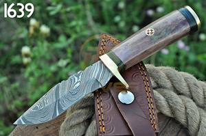 Couteau de chasse artisanal en acier Damas avec manche en bois et étui en cuir – Couteau de survie plein fil à lame pleine pour le camping en extérieur - Product Image 2