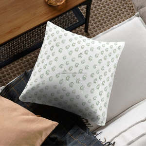 Housse de coussin luxueuse imprimée à la main avec fermeture éclair, design minimaliste, housses de coussin imprimées à la main - Product Image 3