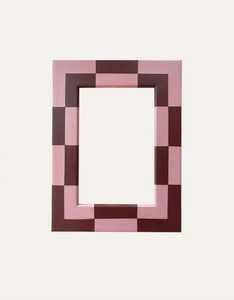 Cadre photo rectangulaire moderne en bois et os, motif chevron imprimé, pour décoration intérieure, gris et blanc, NOUSHAD HANDICRAFTS Uttar Pradesh - Product Image 1