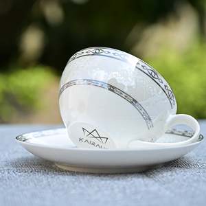 Juego de Tazas de Té Auric Ethereal, Vajilla de Porcelana Fina de Primera Calidad, Juego de 6 Piezas - Product Image 2