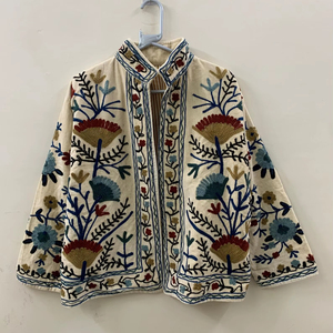 Abrigo de Invierno Bohemio, Chaqueta de Terciopelo Bordada con Flores Suzani, Cortavientos, Tejida, de Algodón, Bordada con Flores Suzani - Product Image 1
