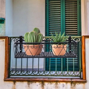 Pot de fleurs suspendu en terre cuite rustique avec support métallique pour la décoration de plantes vertes en extérieur - Product Image 4