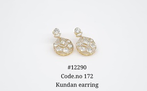 Pendientes de tuerca Kundan de moissanita 12292, pendientes florales de latón chapados en oro para mujer, para bodas y fiestas. - Product Image 4