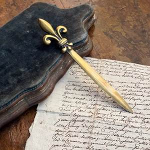 Ouvre-lettre vintage en laiton avec poignée ornée – Idéal pour les collectionneurs, les professionnels et les donneurs de cadeaux - Product Image 6