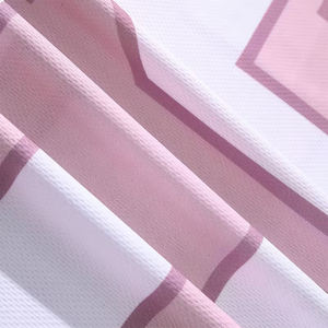 Camiseta de fútbol de malla estilo boxy, color rosa, elegante, transpirable, para exteriores, estilo cropped. - Product Image 2