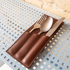 Étui à couverts moderne en cuir, non pliable, pour cuillère, fourchette et couteau, organisateur de couverts réutilisable, rangement minimaliste - Product Image 4