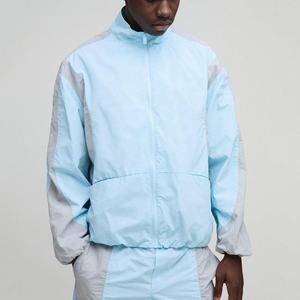 ชุดวอร์มซิปแบบนุ่ม ผ้าไนลอนยับทรงบ็อกซี่ สำหรับผู้ชายและผู้หญิง เสื้อแจ็คเก็ตและกางเกงขาสั้น ชุดกันลม - Product Image 4