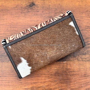 คลัทช์แกะสลักมือดีไซน์สวยกระเป๋าเงินหนังวัวสีเทอร์ควอยซ์ดีไซน์สวย - Product Image 3