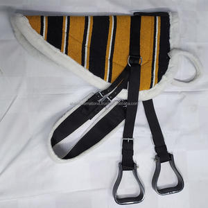 Sangle de selle en nylon de haute qualité pour cheval, avec sangle en fourrure de vison, étrier en plastique disponible dans toutes les couleurs, fabriqué en Inde - Product Image 3