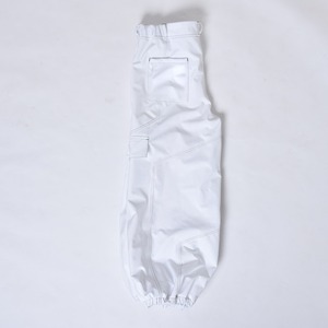Pantalones de nieve Cargo para hombre, blancos e impermeables, personalizados, a prueba de viento, con costuras negras en contraste, pantalones de esquí para uso en exteriores - Product Image 1