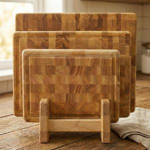 Planche à découper rectangulaire en bois durable, artisanale, design damier, passe au lave-vaisselle, pour la cuisine - Product Image 2