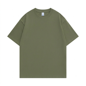 T-shirt pour homme de couleur olive unie, fabriqué en usine, col rond, manches courtes, coupe ample, en jersey, personnalisable. - Product Image 1