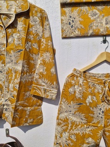 Conjunto de Pijama de Algodón para Mujer, Estampado Floral, Suave y Transpirable, Dos Piezas, Ropa de Dormir con Botones, Ropa para Estar en Casa - Product Image 3