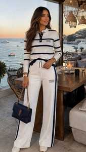 Conjunto Deportivo de Mujer, Blanco con Rayas Azul Marino, Chaqueta Polo de Manga Larga con Cierre y Pantalones Jogger, Ligero, Cuello Alto, 2 Piezas - Product Image 3