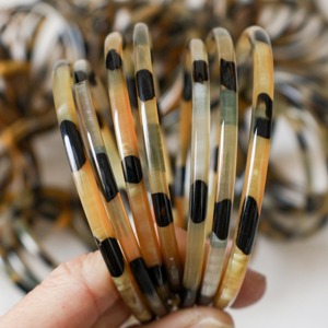 Artisan Premium Quality Unisex Horn <b>Bangles</b> Natural Handmade Natural Polished Buffalo Horn <b>Bangles</b> <b>Set</b> Eco-Friendly - Product Image 3