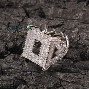 Bague en argent 925 avec diamant de laboratoire taille baguette couleur D, bijoux de luxe pour femme, idéale pour mariage - Product Image 4