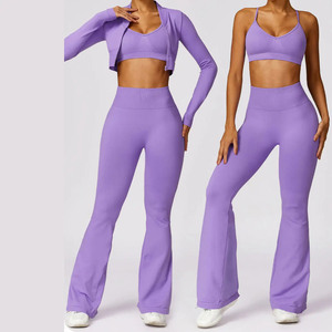 Conjunto de Yoga de 3 Piezas para Mujer, Sólido, Antiarrugas, de Secado Rápido y Transpirable, con Pantalones Cortos de Cintura Media y Top de Cuello Redondo, Personalizable por Delante, para Gimnasio - Product Image 1