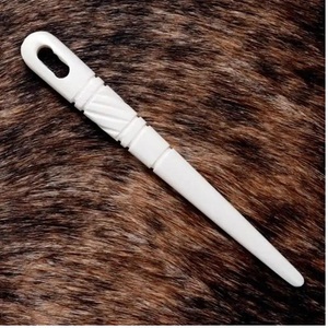 Natural Viking Polished Eco-Friendly Buffalo Bone Needles for Knitting Woolens buffalo bone <b>sewing</b> needle MUAWIYAH HANDICRAFT - Product Image 5