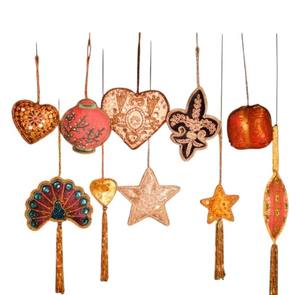 Adorno Colgante Zari |   Motivos de Estrellas, Corazones y Flores Bordados con Cuentas y Zardozi |   Ramadán, Eid y Navidad |   Exportación al por Mayor - Product Image 1