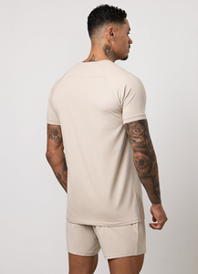 Camiseta Oversize de Algodón 100% Pesado de Alta Calidad para Hombre con Logo Personalizado, Cuello Redondo, Estilo Boxy - Product Image 4