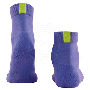 Chaussettes en tissu doux et résistantes, conçues pour une utilisation répétée, qui conservent leur forme et offrent un soutien confortable aux pieds. - Product Image 2