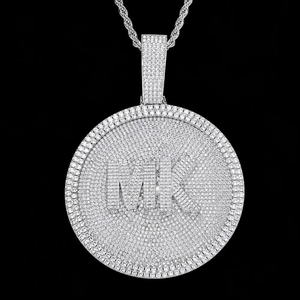 Colgante de Alfabeto Personalizado con Incrustaciones de Moissanita Plateada Redonda Grande, Joyería de Moda Hip Hop, Colgante de Alfabeto Personalizado - Product Image 3