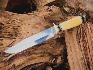 Couteau de camping artisanal personnalisé, manche en os de chameau, lame à pointe clip, acier inoxydable 0,5 mm, étui en cuir inclus - Product Image 3