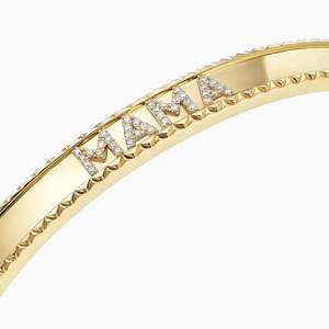 Brazalete de Diamantes con Fecha Grabada Personalizada - Product Image 3