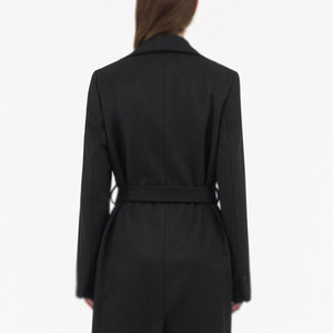 Servicios OEM: Abrigo Largo Casual Grueso de Lana para Mujer, Transpirable, Ropa de Invierno, Botones de Cuerno, Relleno de Fibra de Poliéster y Piel de Visón - Product Image 4
