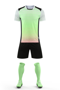Conjunto de Camiseta y Pantalones Cortos de Fútbol Sublimados en Degradado Verde y Negro para Hombre, Ropa Deportiva de Poliéster que Absorbe la Humedad, Manga Corta - Product Image 4