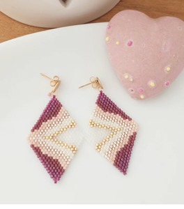 Versatile Design Beaded Earrings All Occasion Beaded Earrings Smooth Finish Beaded Earrings Wholesale Factory Beaded Earrings - Product Image 1