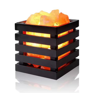 Lámpara de cesta de sal del Himalaya con cesta de hierro de madera Natural, trozos de sal del Himalaya Natural hechos a mano, producto artesanal Natural - Product Image 5