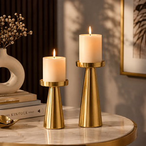 Luxuriöse Messing-Skulptur auf Schwarzem Marmor-Sockel Blumenfigur Goldene Blüten-Dekorationsstatue für Wohnzimmer & Büro - Product Image 6