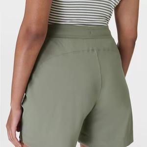Shorts de sport décontractés en coton de haute qualité pour femmes, avec logo personnalisé, respirants, style streetwear, pour la gym et la mode athlétique - Product Image 6