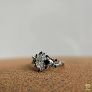 Bague de luxe en argent sterling 925 avec diamant noir et pierre ovale, bijoux de mariée pour femmes - Product Image 2