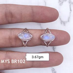 Bijoux vintage en argent sterling 925 avec pierres précieuses naturelles de pierre de lune arc-en-ciel et labradorite, serties en clos, de forme ovale, style bohème - Product Image 1